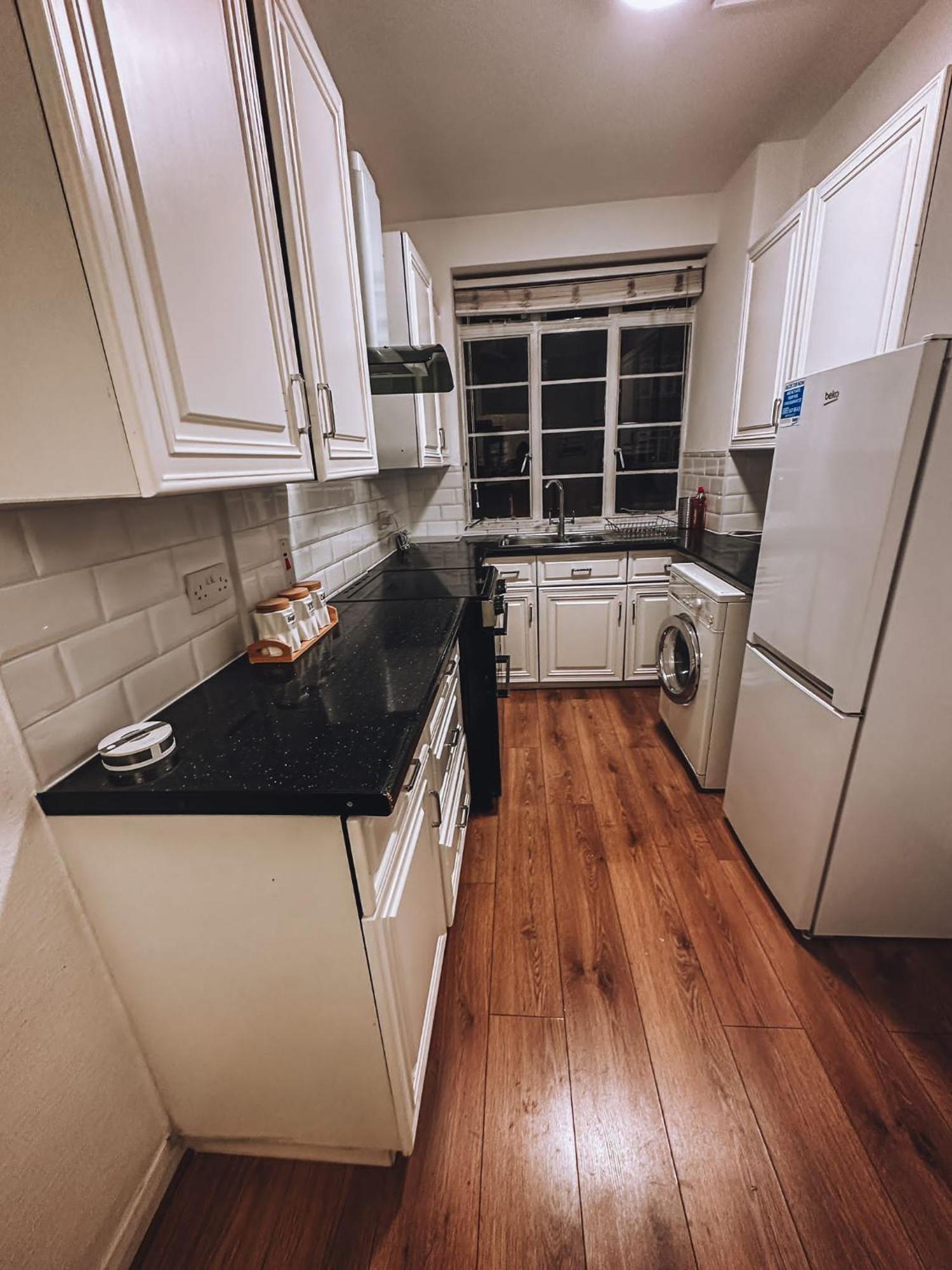 Cosy 2 Bedroom Apartment In Swiss Cottage. London Exterior foto