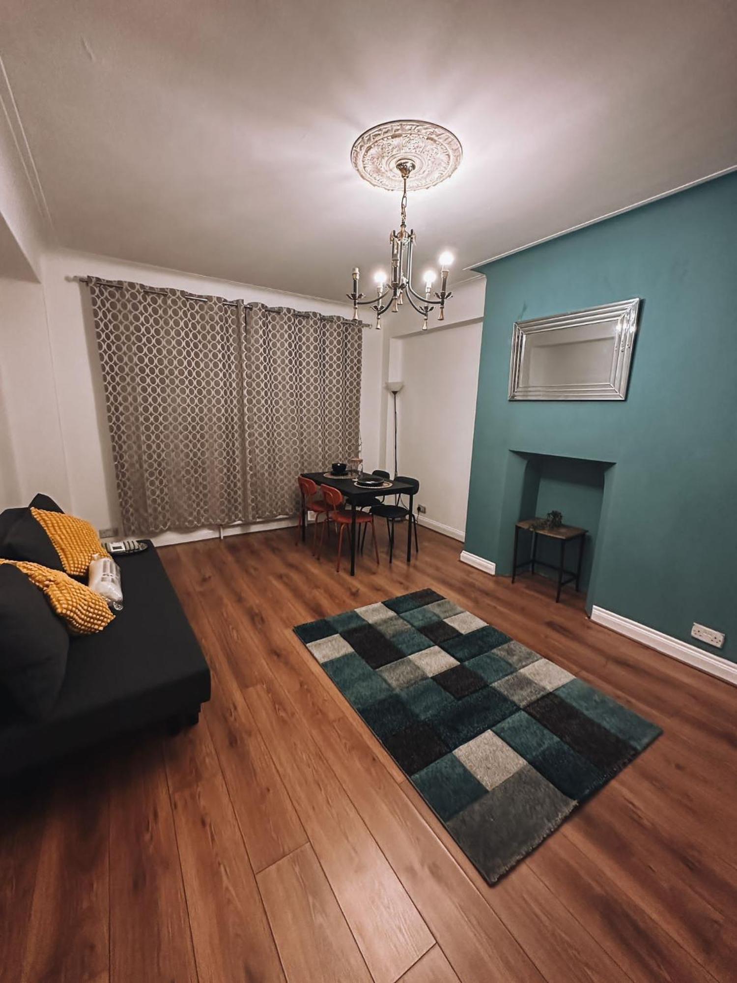 Cosy 2 Bedroom Apartment In Swiss Cottage. London Exterior foto