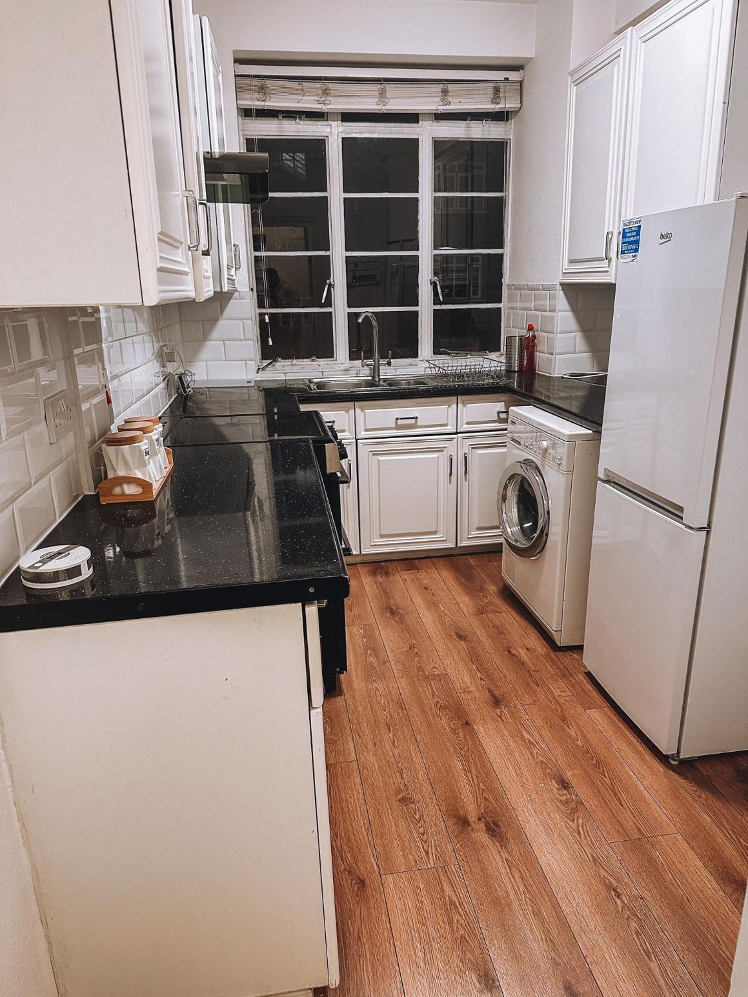 Cosy 2 Bedroom Apartment In Swiss Cottage. London Exterior foto