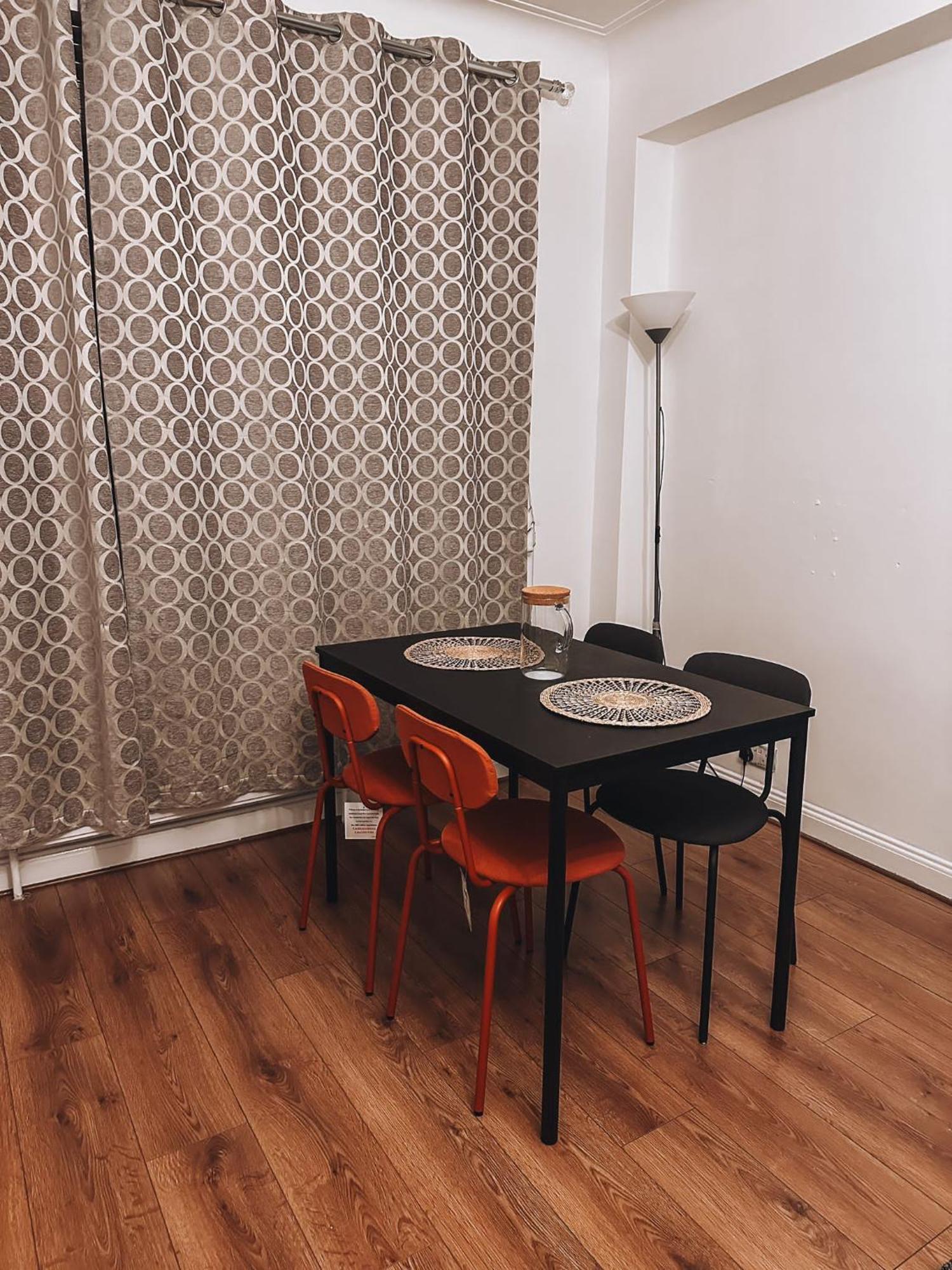 Cosy 2 Bedroom Apartment In Swiss Cottage. London Exterior foto
